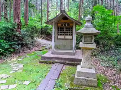 箭比神社の末社・摂社
