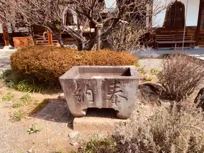 信立寺の手水舎