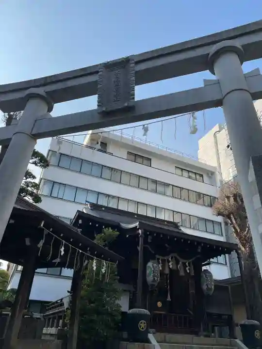 太田姫稲荷神社の{uncategorized: "未分類", other: "その他", undefined: "問題あり", building: "その他建物", grave: "お墓", sacred_gate: "鳥居", guardian: "狛犬", statue: "像", buddha: "仏像", history: "歴史", nature: "自然", garden: "庭園", animal: "動物", pagoda: "塔", temizu: "手水舎", mountain_gate: "山門・神門", sanctuary: "本殿・本堂", subordinate: "末社・摂社", art: "芸術", scenery: "景色", jizo: "地蔵", ema: "絵馬", goshuin: "御朱印", omikuji: "おみくじ", items: "授与品その他", amulet: "お守り", goshuincho: "御朱印帳", eats: "食事", festival: "お祭り", votive_dance: "神楽", shichigosan: "七五三参", wedding: "結婚式", experience: "体験その他", initially: "初詣", around: "周辺", anti_infection: "感染症対策"}