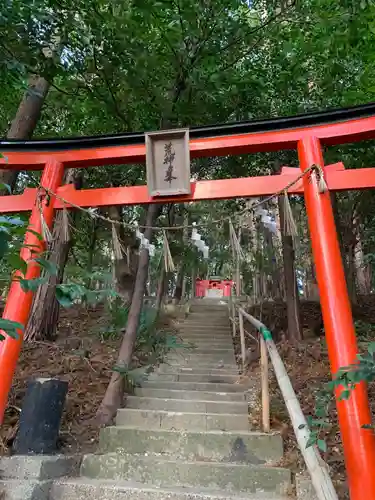 二川伏見稲荷の鳥居