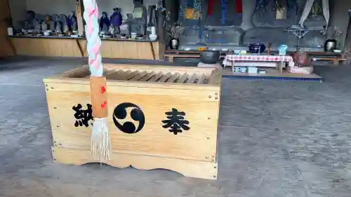 藤城地蔵堂の{uncategorized: "未分類", other: "その他", undefined: "問題あり", building: "その他建物", grave: "お墓", sacred_gate: "鳥居", guardian: "狛犬", statue: "像", buddha: "仏像", history: "歴史", nature: "自然", garden: "庭園", animal: "動物", pagoda: "塔", temizu: "手水舎", mountain_gate: "山門・神門", sanctuary: "本殿・本堂", subordinate: "末社・摂社", art: "芸術", scenery: "景色", jizo: "地蔵", ema: "絵馬", goshuin: "御朱印", omikuji: "おみくじ", items: "授与品その他", amulet: "お守り", goshuincho: "御朱印帳", eats: "食事", festival: "お祭り", votive_dance: "神楽", shichigosan: "七五三参", wedding: "結婚式", experience: "体験その他", initially: "初詣", around: "周辺", anti_infection: "感染症対策"}