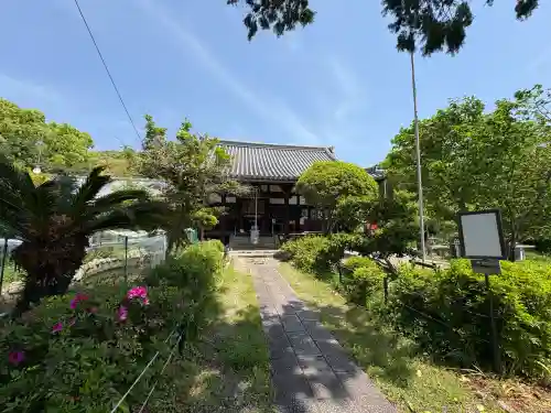 惠心院（恵心院）の{uncategorized: "未分類", other: "その他", undefined: "問題あり", building: "その他建物", grave: "お墓", sacred_gate: "鳥居", guardian: "狛犬", statue: "像", buddha: "仏像", history: "歴史", nature: "自然", garden: "庭園", animal: "動物", pagoda: "塔", temizu: "手水舎", mountain_gate: "山門・神門", sanctuary: "本殿・本堂", subordinate: "末社・摂社", art: "芸術", scenery: "景色", jizo: "地蔵", ema: "絵馬", goshuin: "御朱印", omikuji: "おみくじ", items: "授与品その他", amulet: "お守り", goshuincho: "御朱印帳", eats: "食事", festival: "お祭り", votive_dance: "神楽", shichigosan: "七五三参", wedding: "結婚式", experience: "体験その他", initially: "初詣", around: "周辺", anti_infection: "感染症対策"}