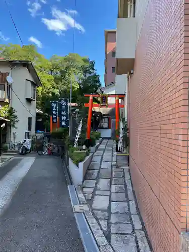 三嶋神社の鳥居