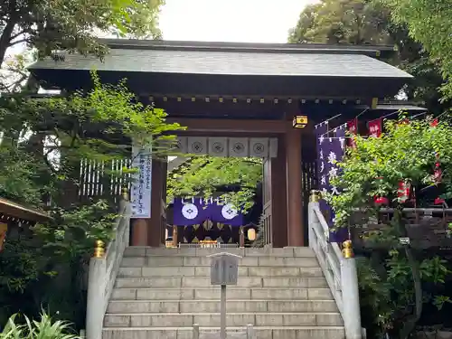 東京大神宮の山門