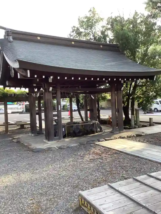 田縣神社の手水舎