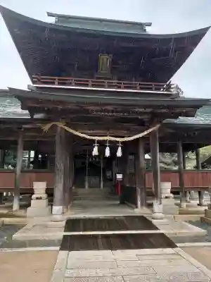 南方八満宮の{uncategorized: "未分類", other: "その他", undefined: "問題あり", building: "その他建物", grave: "お墓", sacred_gate: "鳥居", guardian: "狛犬", statue: "像", buddha: "仏像", history: "歴史", nature: "自然", garden: "庭園", animal: "動物", pagoda: "塔", temizu: "手水舎", mountain_gate: "山門・神門", sanctuary: "本殿・本堂", subordinate: "末社・摂社", art: "芸術", scenery: "景色", jizo: "地蔵", ema: "絵馬", goshuin: "御朱印", omikuji: "おみくじ", items: "授与品その他", amulet: "お守り", goshuincho: "御朱印帳", eats: "食事", festival: "お祭り", votive_dance: "神楽", shichigosan: "七五三参", wedding: "結婚式", experience: "体験その他", initially: "初詣", around: "周辺", anti_infection: "感染症対策"}