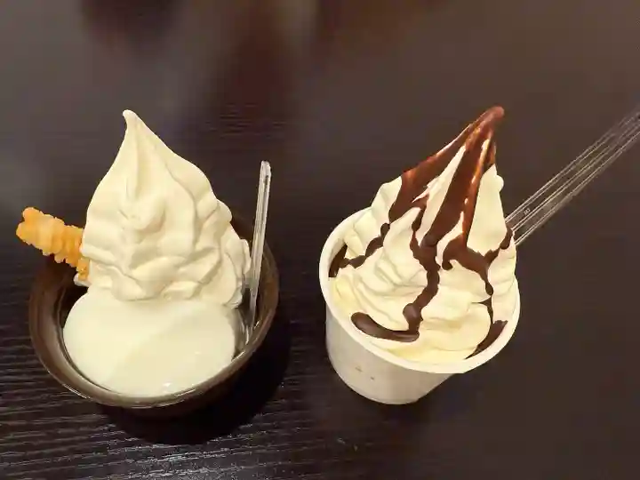 鶴岡八幡宮の周辺