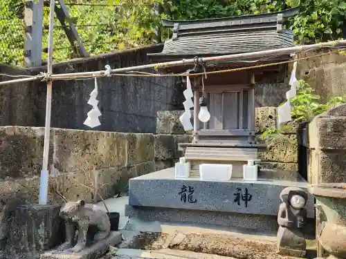 稲荷神社の末社