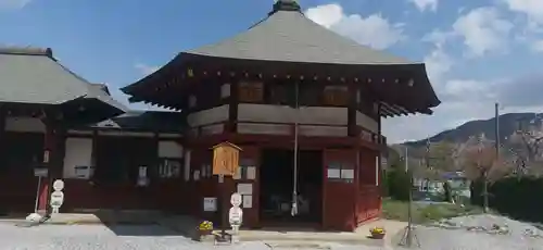 明智寺の本殿・本堂