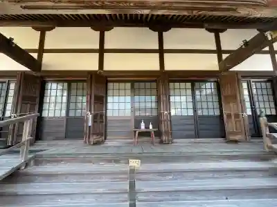 誓昌院の{uncategorized: "未分類", other: "その他", undefined: "問題あり", building: "その他建物", grave: "お墓", sacred_gate: "鳥居", guardian: "狛犬", statue: "像", buddha: "仏像", history: "歴史", nature: "自然", garden: "庭園", animal: "動物", pagoda: "塔", temizu: "手水舎", mountain_gate: "山門・神門", sanctuary: "本殿・本堂", subordinate: "末社・摂社", art: "芸術", scenery: "景色", jizo: "地蔵", ema: "絵馬", goshuin: "御朱印", omikuji: "おみくじ", items: "授与品その他", amulet: "お守り", goshuincho: "御朱印帳", eats: "食事", festival: "お祭り", votive_dance: "神楽", shichigosan: "七五三参", wedding: "結婚式", experience: "体験その他", initially: "初詣", around: "周辺", anti_infection: "感染症対策"}
