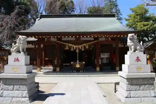 新田神社の本殿・本堂