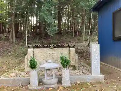 日蓮大聖人経塚・道善御房供養塚(妙長寺 奥の院 加名盛祖師堂)(千葉県)