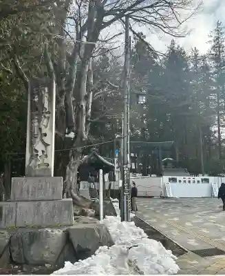 諏訪大社下社秋宮(長野県)