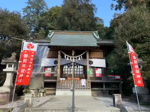 磐裂根裂神社の本殿