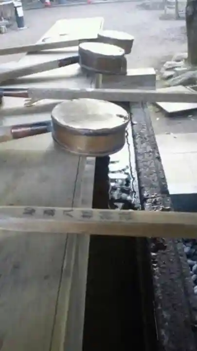 鳩森八幡神社の手水舎