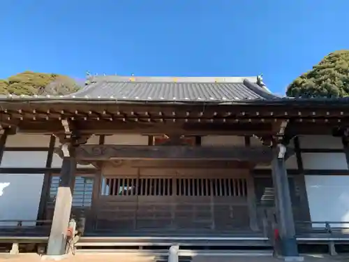 波岡寺の本殿・本堂