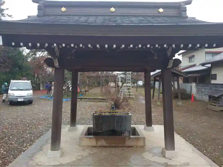 女化神社の手水舎