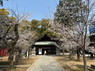 那古野神社の{uncategorized: "未分類", other: "その他", undefined: "問題あり", building: "その他建物", grave: "お墓", sacred_gate: "鳥居", guardian: "狛犬", statue: "像", buddha: "仏像", history: "歴史", nature: "自然", garden: "庭園", animal: "動物", pagoda: "塔", temizu: "手水舎", mountain_gate: "山門・神門", sanctuary: "本殿・本堂", subordinate: "末社・摂社", art: "芸術", scenery: "景色", jizo: "地蔵", ema: "絵馬", goshuin: "御朱印", omikuji: "おみくじ", items: "授与品その他", amulet: "お守り", goshuincho: "御朱印帳", eats: "食事", festival: "お祭り", votive_dance: "神楽", shichigosan: "七五三参", wedding: "結婚式", experience: "体験その他", initially: "初詣", around: "周辺", anti_infection: "感染症対策"}