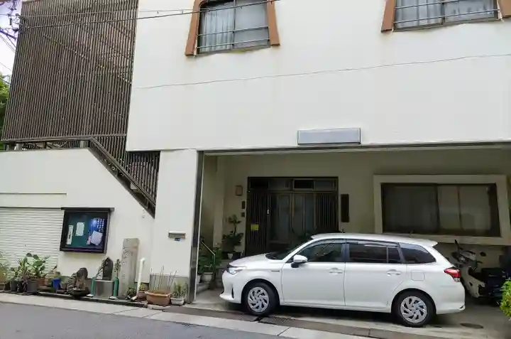 蓮華寺の本殿・本堂