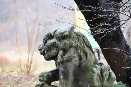 高司神社〜むすびの神の鎮まる社〜の狛犬