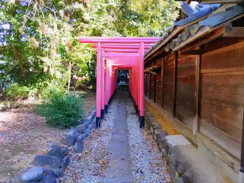 虫鹿神社（前原）の鳥居