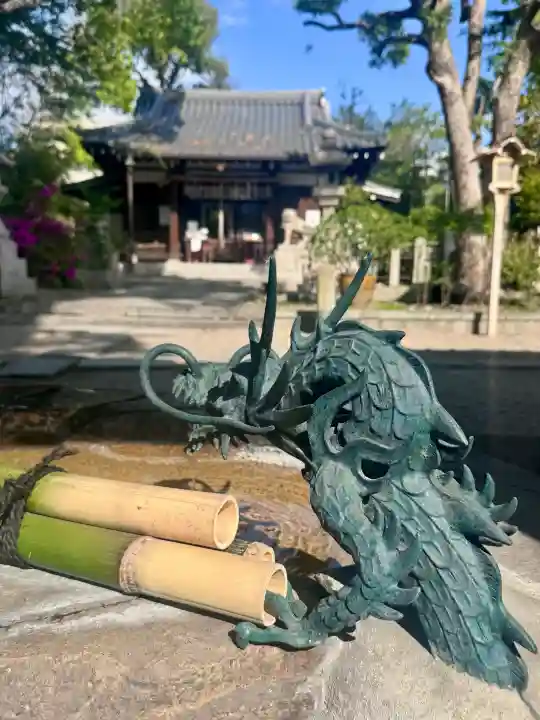 安居神社の{uncategorized: "未分類", other: "その他", undefined: "問題あり", building: "その他建物", grave: "お墓", sacred_gate: "鳥居", guardian: "狛犬", statue: "像", buddha: "仏像", history: "歴史", nature: "自然", garden: "庭園", animal: "動物", pagoda: "塔", temizu: "手水舎", mountain_gate: "山門・神門", sanctuary: "本殿・本堂", subordinate: "末社・摂社", art: "芸術", scenery: "景色", jizo: "地蔵", ema: "絵馬", goshuin: "御朱印", omikuji: "おみくじ", items: "授与品その他", amulet: "お守り", goshuincho: "御朱印帳", eats: "食事", festival: "お祭り", votive_dance: "神楽", shichigosan: "七五三参", wedding: "結婚式", experience: "体験その他", initially: "初詣", around: "周辺", anti_infection: "感染症対策"}