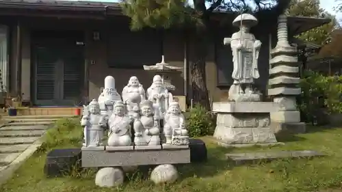 正福寺の像