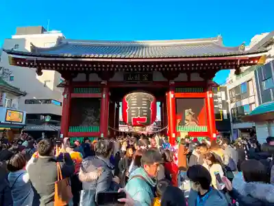 浅草寺の山門・神門