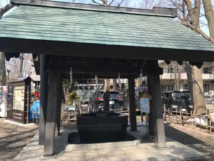 新琴似神社の手水舎