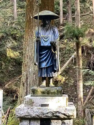 満願寺の像