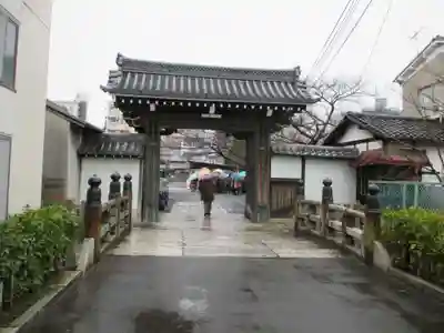報恩寺の山門・神門