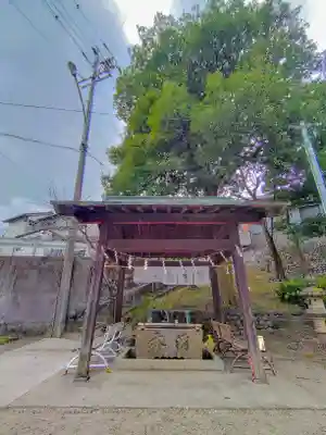 青衾社(北方町)の手水舎