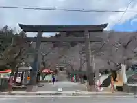 藤原町護国神社の{uncategorized: "未分類", other: "その他", undefined: "問題あり", building: "その他建物", grave: "お墓", sacred_gate: "鳥居", guardian: "狛犬", statue: "像", buddha: "仏像", history: "歴史", nature: "自然", garden: "庭園", animal: "動物", pagoda: "塔", temizu: "手水舎", mountain_gate: "山門・神門", sanctuary: "本殿・本堂", subordinate: "末社・摂社", art: "芸術", scenery: "景色", jizo: "地蔵", ema: "絵馬", goshuin: "御朱印", omikuji: "おみくじ", items: "授与品その他", amulet: "お守り", goshuincho: "御朱印帳", eats: "食事", festival: "お祭り", votive_dance: "神楽", shichigosan: "七五三参", wedding: "結婚式", experience: "体験その他", initially: "初詣", around: "周辺", anti_infection: "感染症対策"}