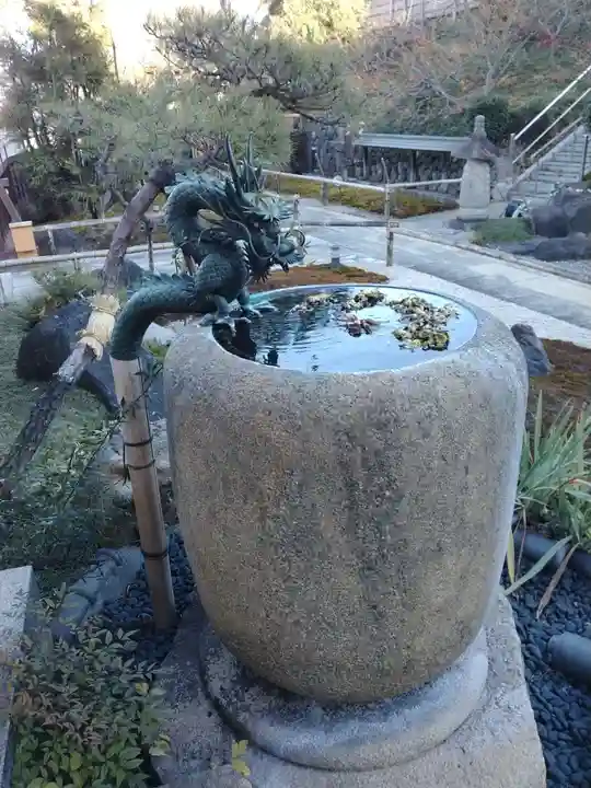 満願寺の手水舎