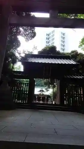 金王八幡宮の山門・神門