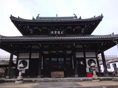 弘福寺の本殿・本堂