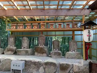 お美津稲荷の末社・摂社