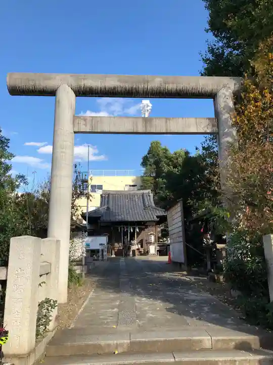 池袋御嶽神社の鳥居