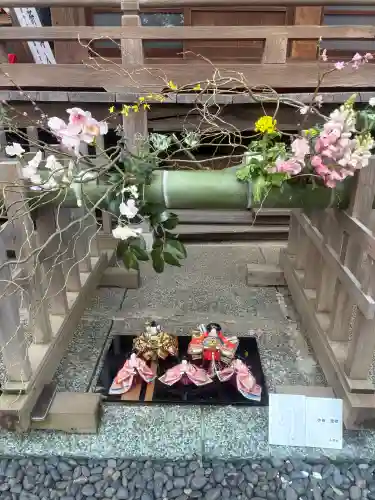座間神社の{uncategorized: "未分類", other: "その他", undefined: "問題あり", building: "その他建物", grave: "お墓", sacred_gate: "鳥居", guardian: "狛犬", statue: "像", buddha: "仏像", history: "歴史", nature: "自然", garden: "庭園", animal: "動物", pagoda: "塔", temizu: "手水舎", mountain_gate: "山門・神門", sanctuary: "本殿・本堂", subordinate: "末社・摂社", art: "芸術", scenery: "景色", jizo: "地蔵", ema: "絵馬", goshuin: "御朱印", omikuji: "おみくじ", items: "授与品その他", amulet: "お守り", goshuincho: "御朱印帳", eats: "食事", festival: "お祭り", votive_dance: "神楽", shichigosan: "七五三参", wedding: "結婚式", experience: "体験その他", initially: "初詣", around: "周辺", anti_infection: "感染症対策"}