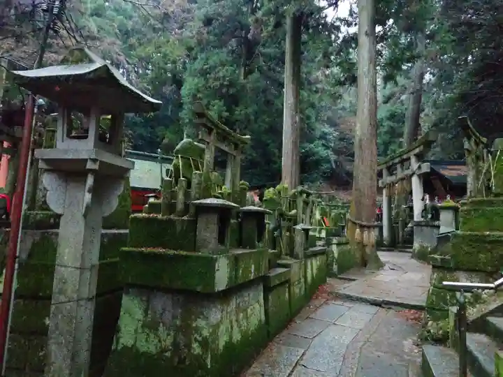 伏見稲荷大社 御膳谷奉拝所(京都府)