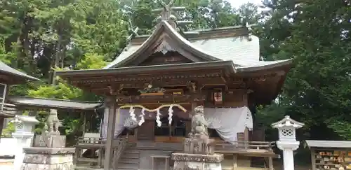 加波山三枝祇神社本宮の本殿・本堂