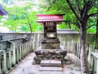 闇之森八幡社の末社・摂社