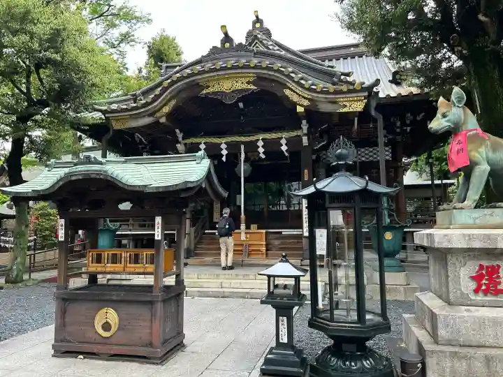 豊川稲荷東京別院の{uncategorized: "未分類", other: "その他", undefined: "問題あり", building: "その他建物", grave: "お墓", sacred_gate: "鳥居", guardian: "狛犬", statue: "像", buddha: "仏像", history: "歴史", nature: "自然", garden: "庭園", animal: "動物", pagoda: "塔", temizu: "手水舎", mountain_gate: "山門・神門", sanctuary: "本殿・本堂", subordinate: "末社・摂社", art: "芸術", scenery: "景色", jizo: "地蔵", ema: "絵馬", goshuin: "御朱印", omikuji: "おみくじ", items: "授与品その他", amulet: "お守り", goshuincho: "御朱印帳", eats: "食事", festival: "お祭り", votive_dance: "神楽", shichigosan: "七五三参", wedding: "結婚式", experience: "体験その他", initially: "初詣", around: "周辺", anti_infection: "感染症対策"}