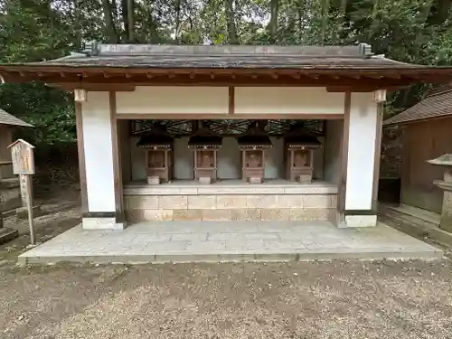 往馬坐伊古麻都比古神社の末社・摂社