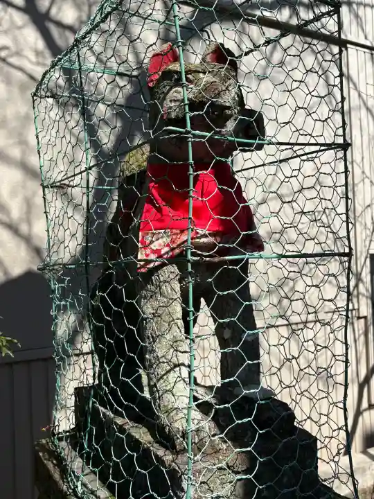 一加番稲荷神社の{uncategorized: "未分類", other: "その他", undefined: "問題あり", building: "その他建物", grave: "お墓", sacred_gate: "鳥居", guardian: "狛犬", statue: "像", buddha: "仏像", history: "歴史", nature: "自然", garden: "庭園", animal: "動物", pagoda: "塔", temizu: "手水舎", mountain_gate: "山門・神門", sanctuary: "本殿・本堂", subordinate: "末社・摂社", art: "芸術", scenery: "景色", jizo: "地蔵", ema: "絵馬", goshuin: "御朱印", omikuji: "おみくじ", items: "授与品その他", amulet: "お守り", goshuincho: "御朱印帳", eats: "食事", festival: "お祭り", votive_dance: "神楽", shichigosan: "七五三参", wedding: "結婚式", experience: "体験その他", initially: "初詣", around: "周辺", anti_infection: "感染症対策"}