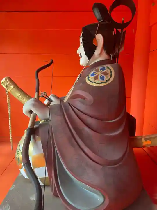 穴八幡宮の{uncategorized: "未分類", other: "その他", undefined: "問題あり", building: "その他建物", grave: "お墓", sacred_gate: "鳥居", guardian: "狛犬", statue: "像", buddha: "仏像", history: "歴史", nature: "自然", garden: "庭園", animal: "動物", pagoda: "塔", temizu: "手水舎", mountain_gate: "山門・神門", sanctuary: "本殿・本堂", subordinate: "末社・摂社", art: "芸術", scenery: "景色", jizo: "地蔵", ema: "絵馬", goshuin: "御朱印", omikuji: "おみくじ", items: "授与品その他", amulet: "お守り", goshuincho: "御朱印帳", eats: "食事", festival: "お祭り", votive_dance: "神楽", shichigosan: "七五三参", wedding: "結婚式", experience: "体験その他", initially: "初詣", around: "周辺", anti_infection: "感染症対策"}