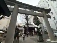 日本橋日枝神社の{uncategorized: "未分類", other: "その他", undefined: "問題あり", building: "その他建物", grave: "お墓", sacred_gate: "鳥居", guardian: "狛犬", statue: "像", buddha: "仏像", history: "歴史", nature: "自然", garden: "庭園", animal: "動物", pagoda: "塔", temizu: "手水舎", mountain_gate: "山門・神門", sanctuary: "本殿・本堂", subordinate: "末社・摂社", art: "芸術", scenery: "景色", jizo: "地蔵", ema: "絵馬", goshuin: "御朱印", omikuji: "おみくじ", items: "授与品その他", amulet: "お守り", goshuincho: "御朱印帳", eats: "食事", festival: "お祭り", votive_dance: "神楽", shichigosan: "七五三参", wedding: "結婚式", experience: "体験その他", initially: "初詣", around: "周辺", anti_infection: "感染症対策"}