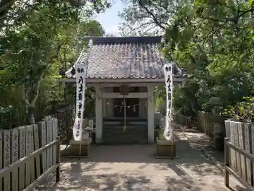 八大龍神社の本殿・本堂