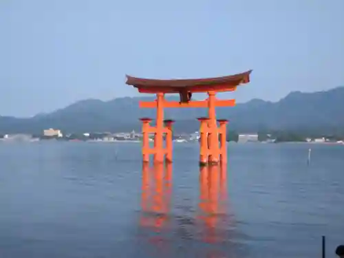 厳島神社(広島県)