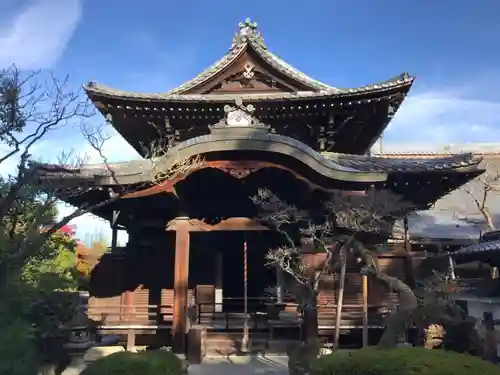 聴松院の本殿・本堂